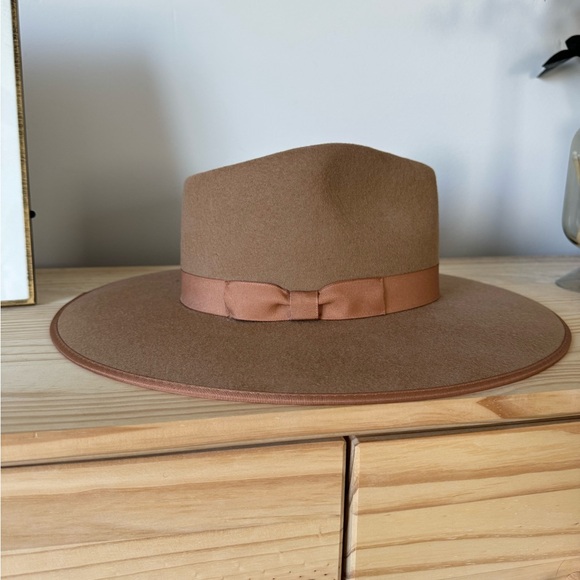 Lack of Color Teak Rancher - Picture 5 of 7